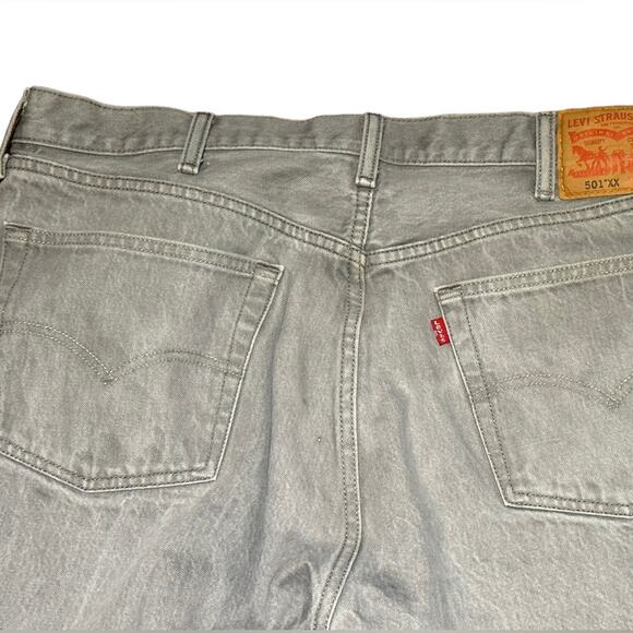 Levi's 501XX Gray Denim 100% Cotton Jeans in a Mens 40 x 31 - Picture 4 of 7